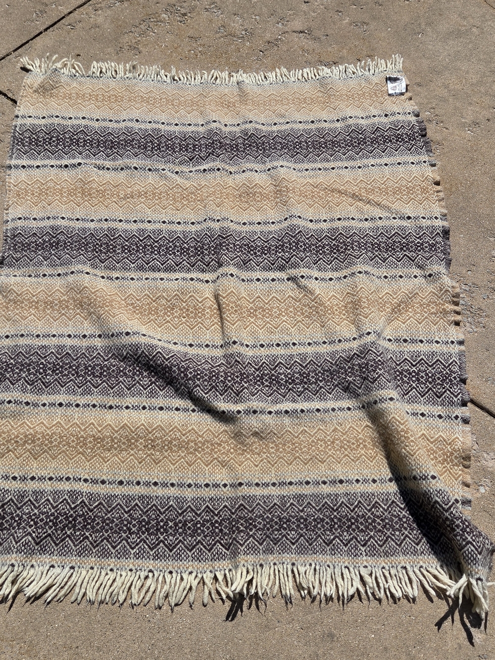 Vtg Woven Fringe Throw Blanket in Beige and Dark Brown - 2-Color Pattern